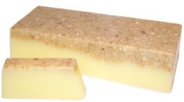 Ručne Vyrobené Mydlo – Banán a Kokos